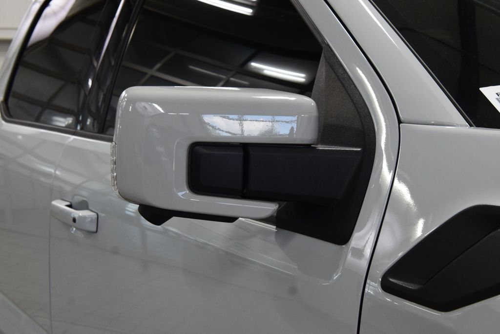 2023 Ford F-150 Raptor 4WD SuperCrew 5.5' Box - 23022712 - 17
