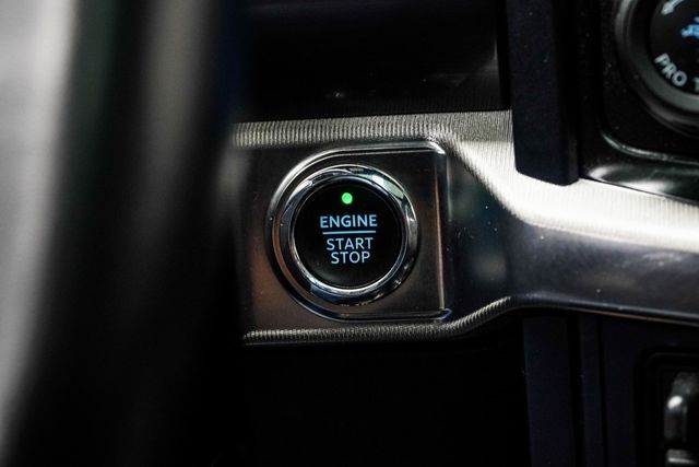 2023 Ford F-150 Raptor 4WD SuperCrew 5.5' Box - 22837159 - 17