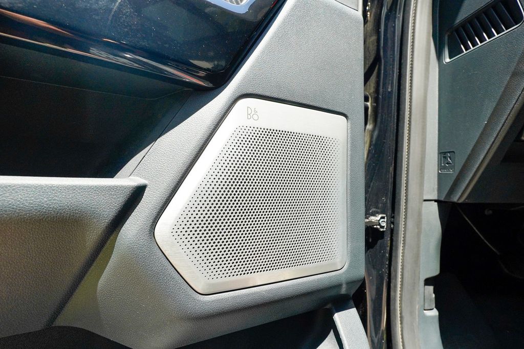 2023 Ford F-150 Raptor 4WD SuperCrew 5.5' Box - 23013795 - 56