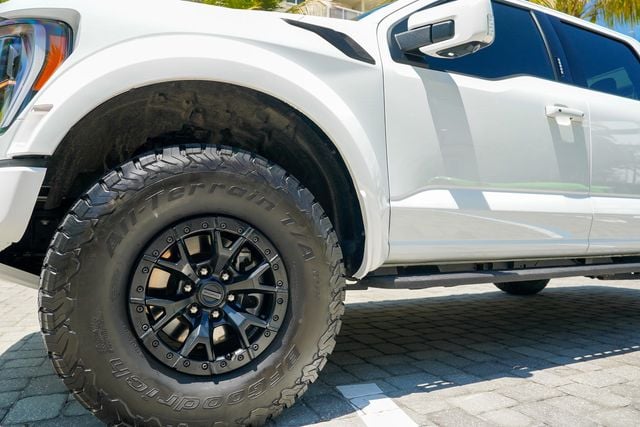 2023 Ford F-150 Raptor 4WD SuperCrew 5.5' Box - 23023670 - 10