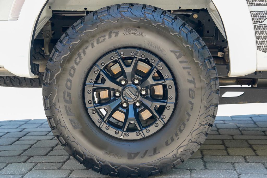 2023 Ford F-150 Raptor 4WD SuperCrew 5.5' Box - 23023670 - 30
