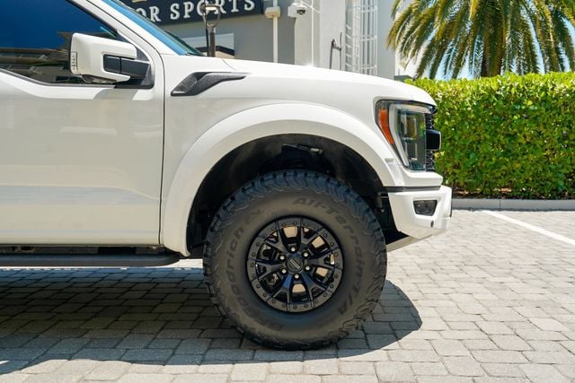 2023 Ford F-150 Raptor 4WD SuperCrew 5.5' Box - 23023670 - 32