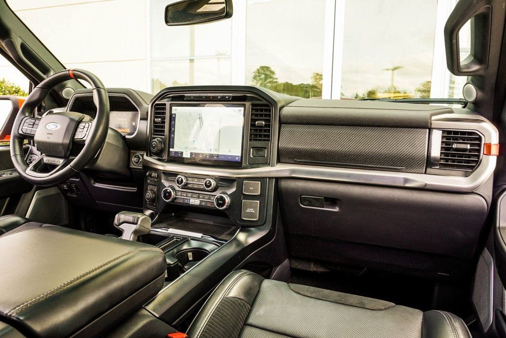 Ford F-150 photo 18