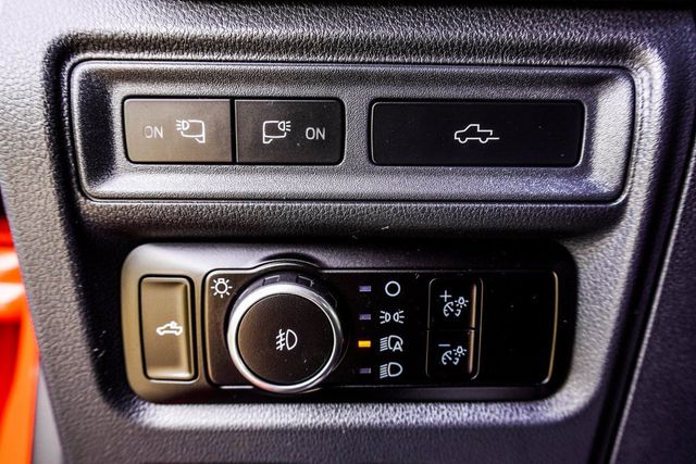 2023 Ford F-150 Raptor 4WD SuperCrew 5.5' Box - 22988360 - 32