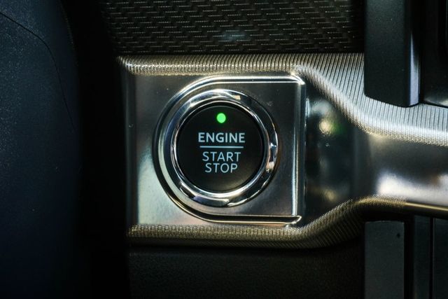 2023 Ford F-150 Raptor 4WD SuperCrew 5.5' Box - 23029403 - 24