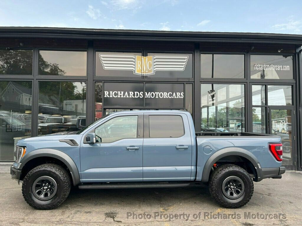 2023 Ford F-150 Raptor photo 9