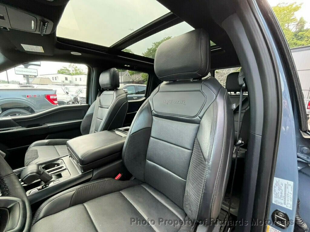 2023 Ford F-150 Raptor photo 20
