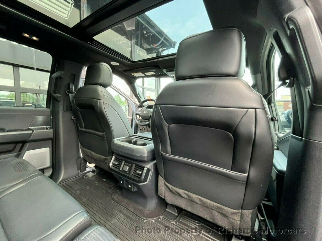 2023 Ford F-150 Raptor photo 25