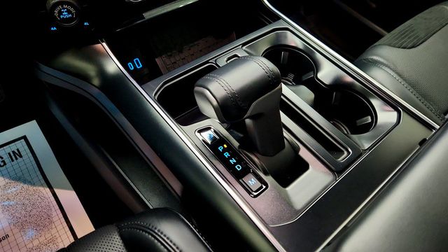 2023 Ford F-150 Raptor 4WD SuperCrew 5.5' Box - 23000641 - 16