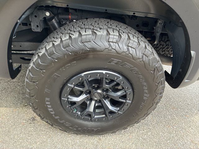 2023 Ford F-150 Raptor 4WD SuperCrew 5.5' Box - 23003016 - 12