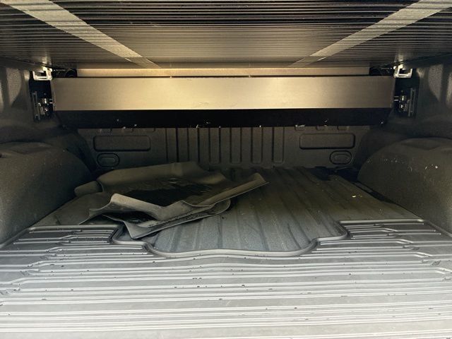 2023 Ford F-150 Raptor 4WD SuperCrew 5.5' Box - 23003016 - 17