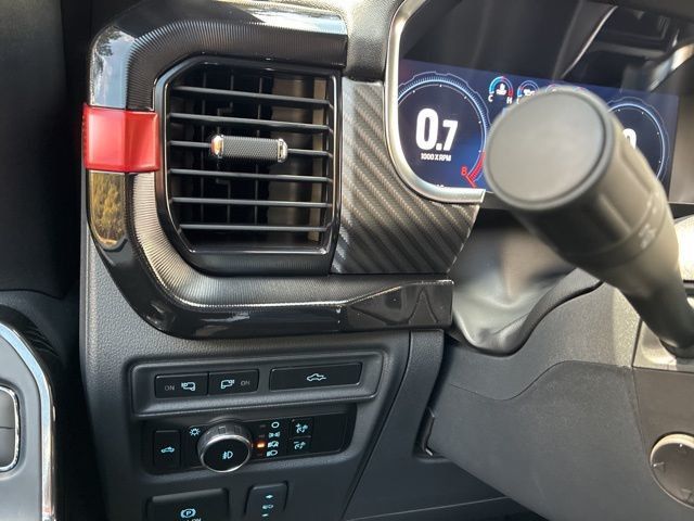 2023 Ford F-150 Raptor 4WD SuperCrew 5.5' Box - 23003016 - 26