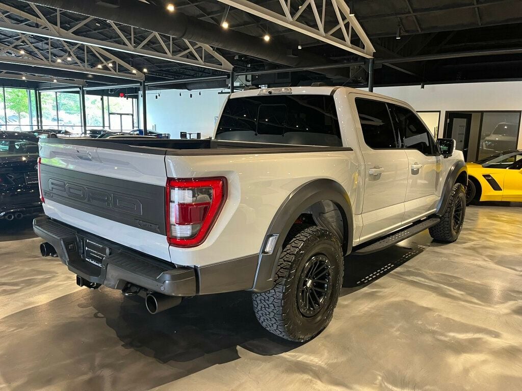 2023 Ford F-150 Raptor/PanoRoof/PwrTailGate/801AEquipmentGroup/NAV/FoxLiveShocks - 22522386 - 4