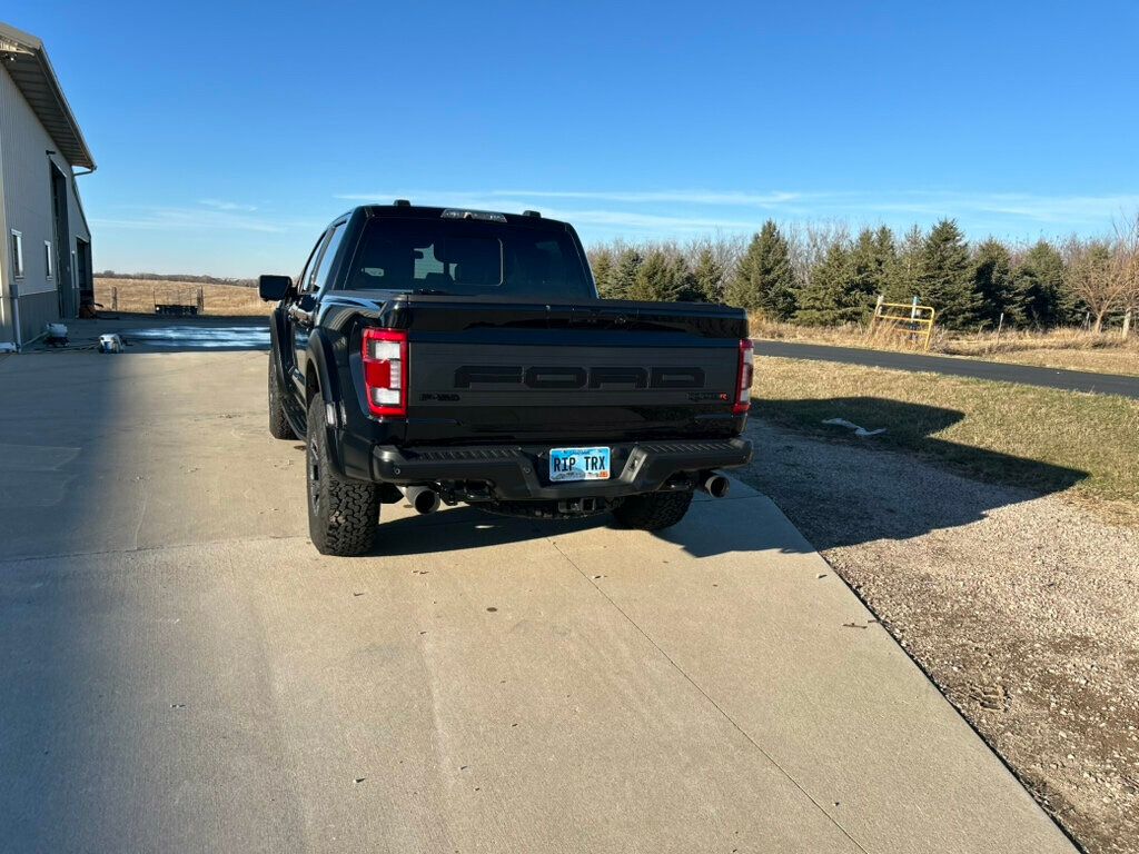 2023 Ford F-150 Raptor photo 4