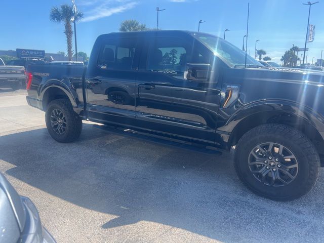 2023 Ford F-150 Tremor 4WD SuperCrew 5.5' Box - 23029409 - 1