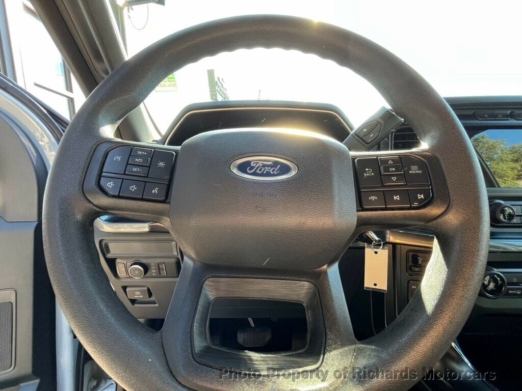 2023 Ford F-150 XL photo 18