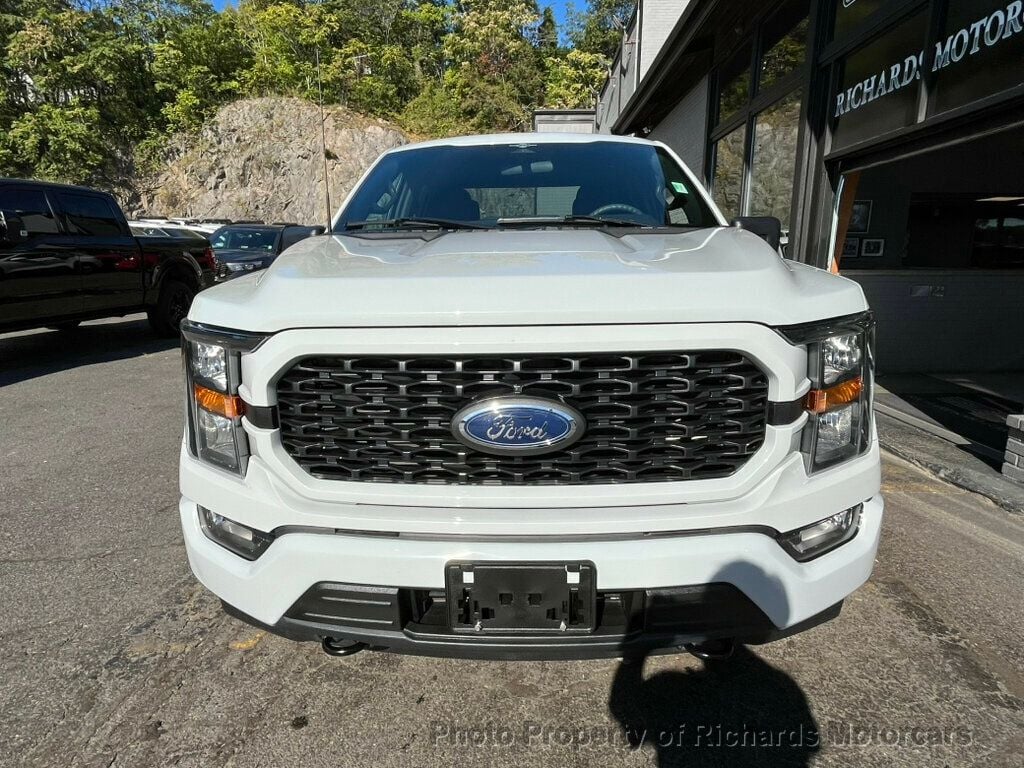 2023 Ford F-150 XL photo 8