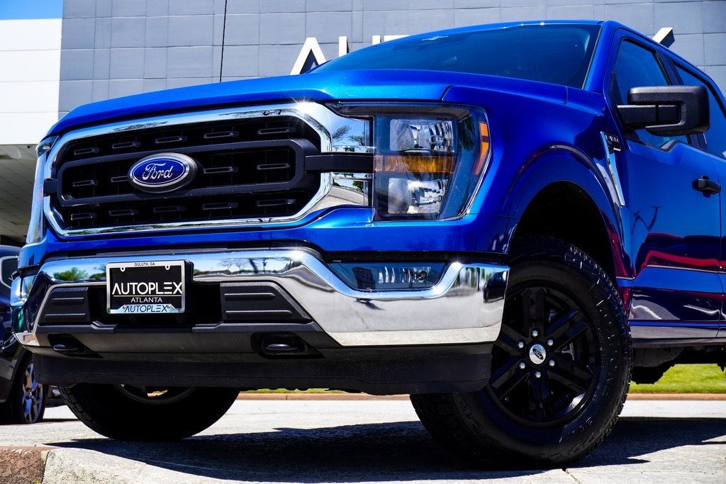 2023 Ford F-150 XLT photo 2