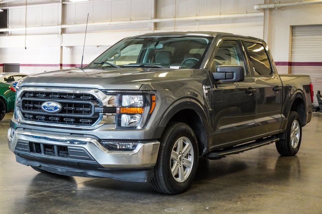 2023 Ford F-150 XLT photo 3