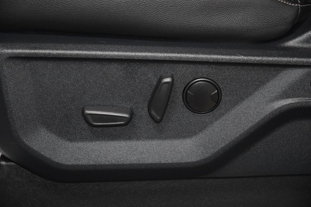 2023 Ford F-150 XLT - 23035438 - 39