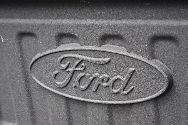 2023 Ford F-150 XLT 4WD SuperCrew 5.5' Box - 22767515 - 23