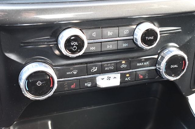 2023 Ford F-150 XLT 4WD SuperCrew 5.5' Box - 22767515 - 33