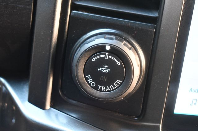 2023 Ford F-150 XLT 4WD SuperCrew 5.5' Box - 22807194 - 37