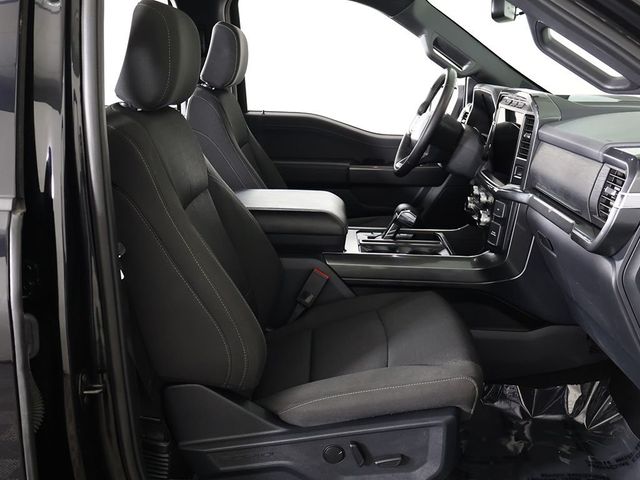 2023 Ford F-150 XLT 4WD SuperCrew 5.5' Box - 23044995 - 29