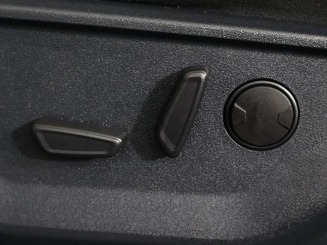 2023 Ford F-150 XLT 4WD SuperCrew 5.5' Box - 23044995 - 32