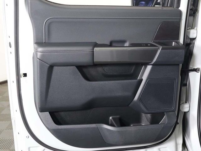 2023 Ford F-150 XLT 4WD SuperCrew 5.5' Box - 22892525 - 24