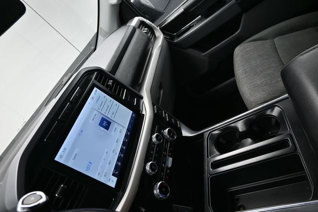 2023 Ford F-150 XLT 4WD SuperCrew 5.5' Box - 23036645 - 15