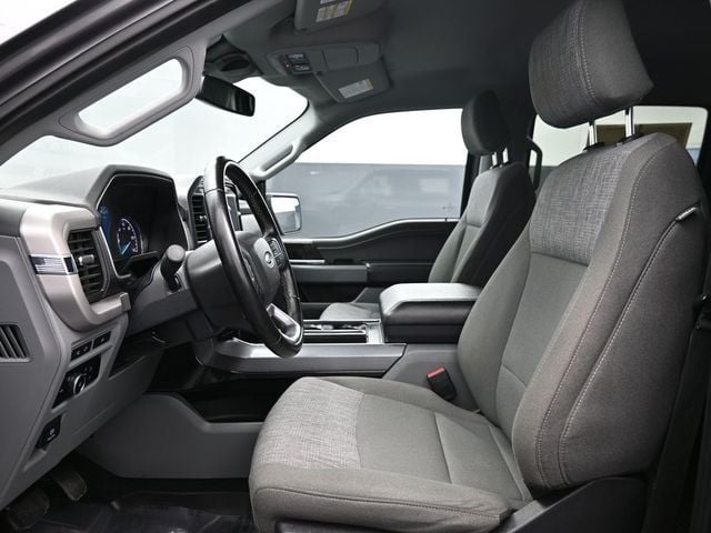2023 Ford F-150 XLT 4WD SuperCrew 5.5' Box - 23020553 - 9