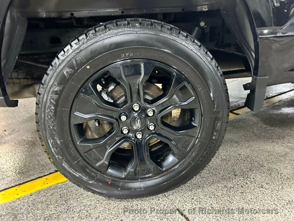 2023 Ford F-150 XLT photo 11