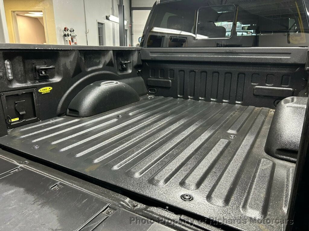 2023 Ford F-150 XLT photo 12