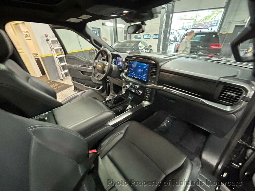 2023 Ford F-150 XLT photo 21