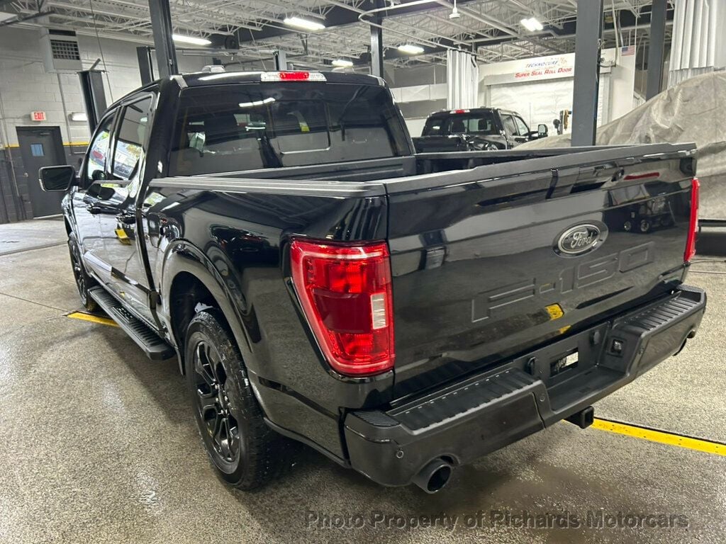 2023 Ford F-150 XLT photo 5