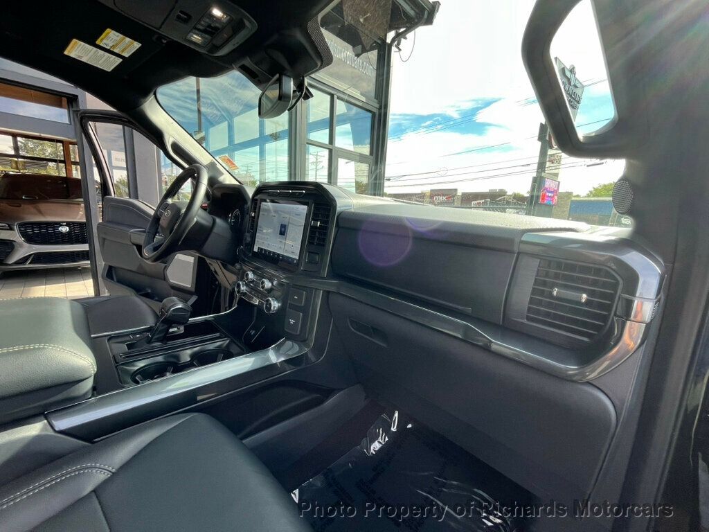 2023 Ford F-150 XLT photo 21