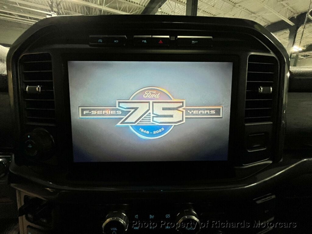 2023 Ford F-150 XLT 4WD SuperCrew 5.5' Box - 22929974 - 25