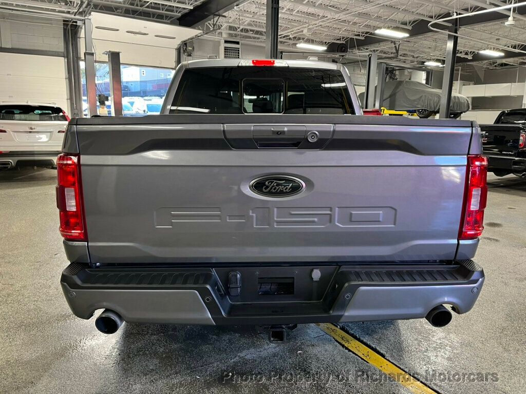 2023 Ford F-150 XLT photo 4
