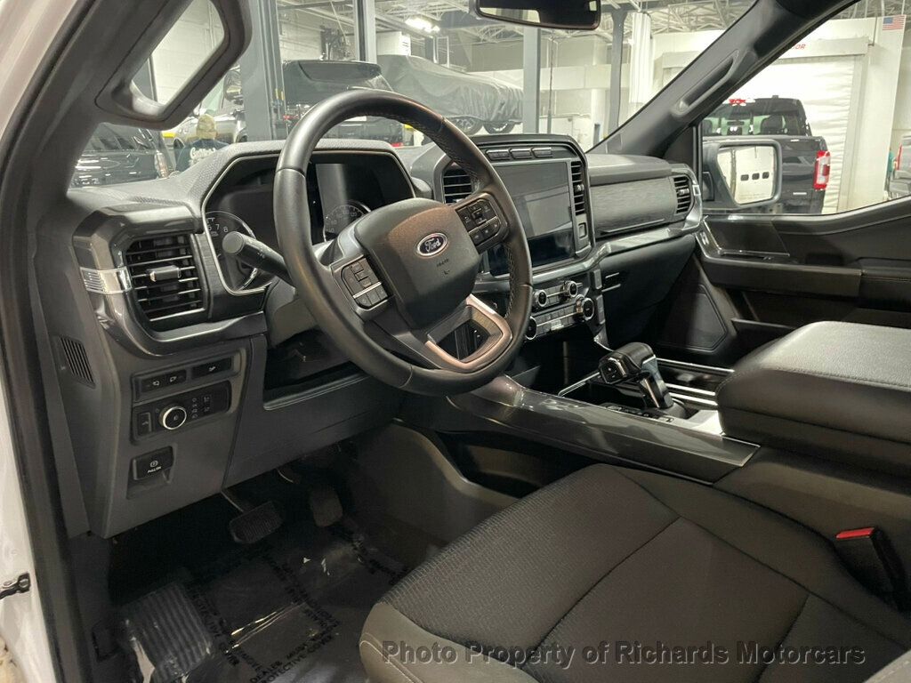 2023 Ford F-150 XLT 4WD SuperCrew 5.5' Box - 22968533 - 9