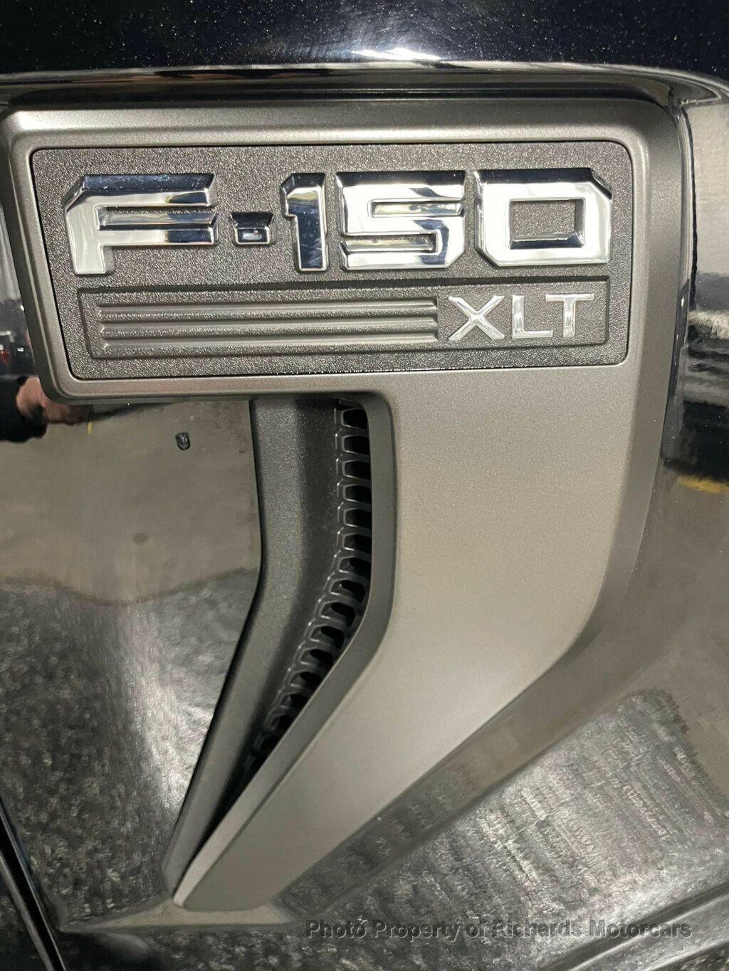 2023 Ford F-150 XLT 4WD SuperCrew 5.5' Box - 23024748 - 7