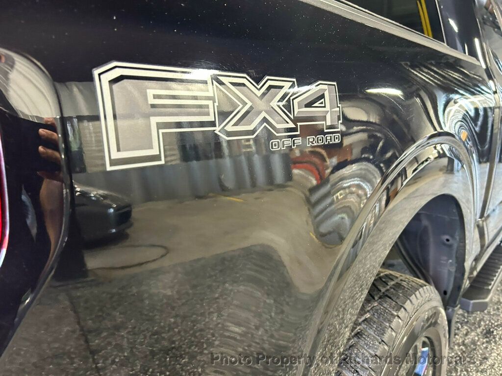 2023 Ford F-150 XLT 4WD SuperCrew 5.5' Box - 23027499 - 10