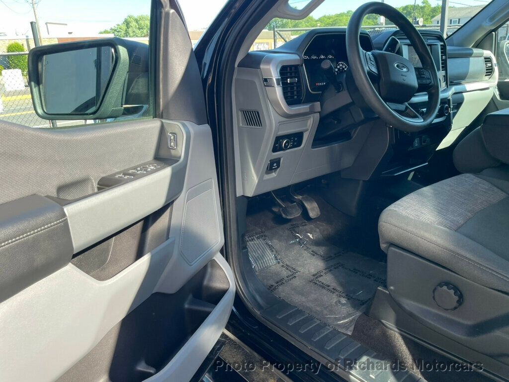 2023 Ford F-150 XLT 4WD SuperCrew 5.5' Box - 23038255 - 9