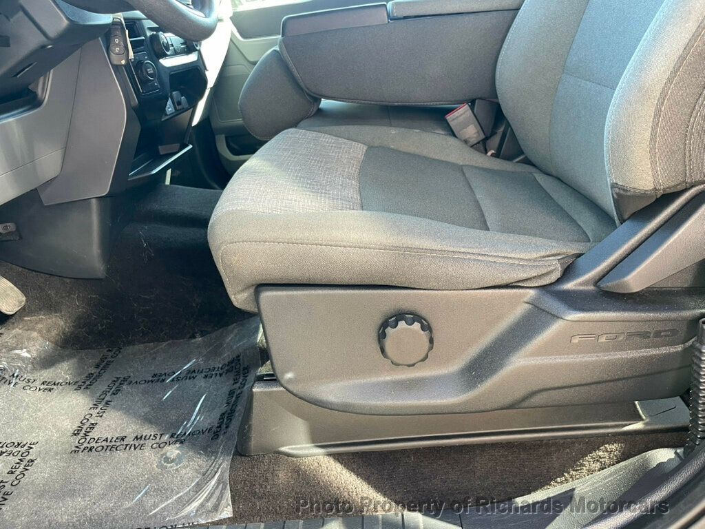 2023 Ford F-150 XLT 4WD SuperCrew 5.5' Box - 23038255 - 10