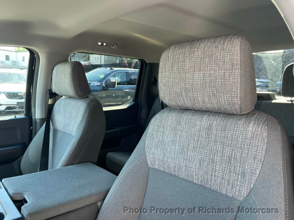 2023 Ford F-150 XLT 4WD SuperCrew 5.5' Box - 23038255 - 12