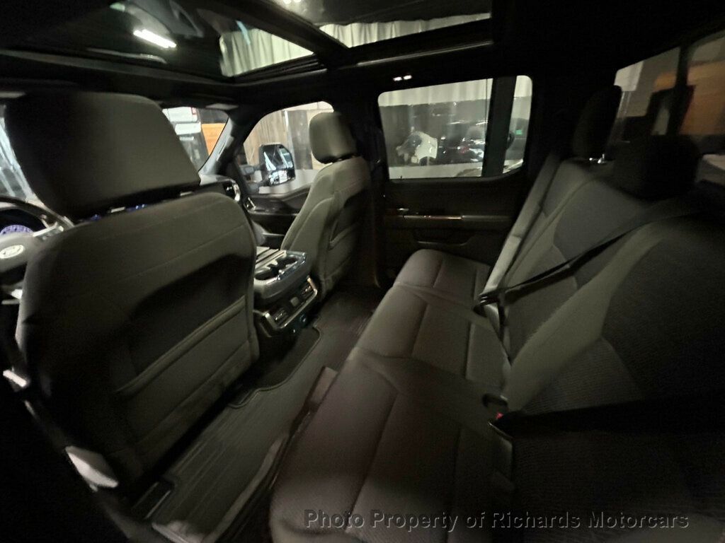 2023 Ford F-150 XLT 4WD SuperCrew 5.5' Box - 23040080 - 17