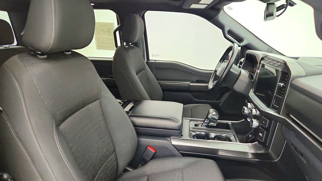 2023 Ford F-150 XLT 4WD SuperCrew 5.5' Box - 22960157 - 23