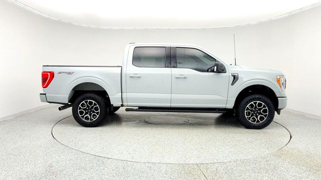 2023 Ford F-150 XLT 4WD SuperCrew 5.5' Box - 22960157 - 3