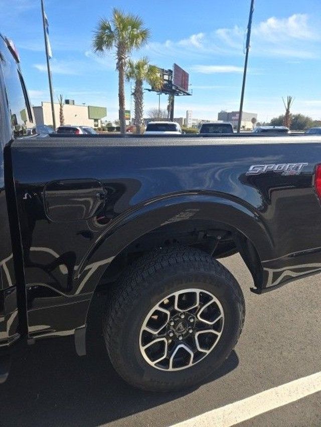 2023 Ford F-150 XLT 4WD SuperCrew 5.5' Box - 23035754 - 9
