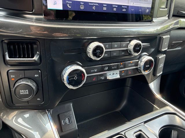 2023 Ford F-150 XLT 4WD SuperCrew 5.5' Box - 23035754 - 30